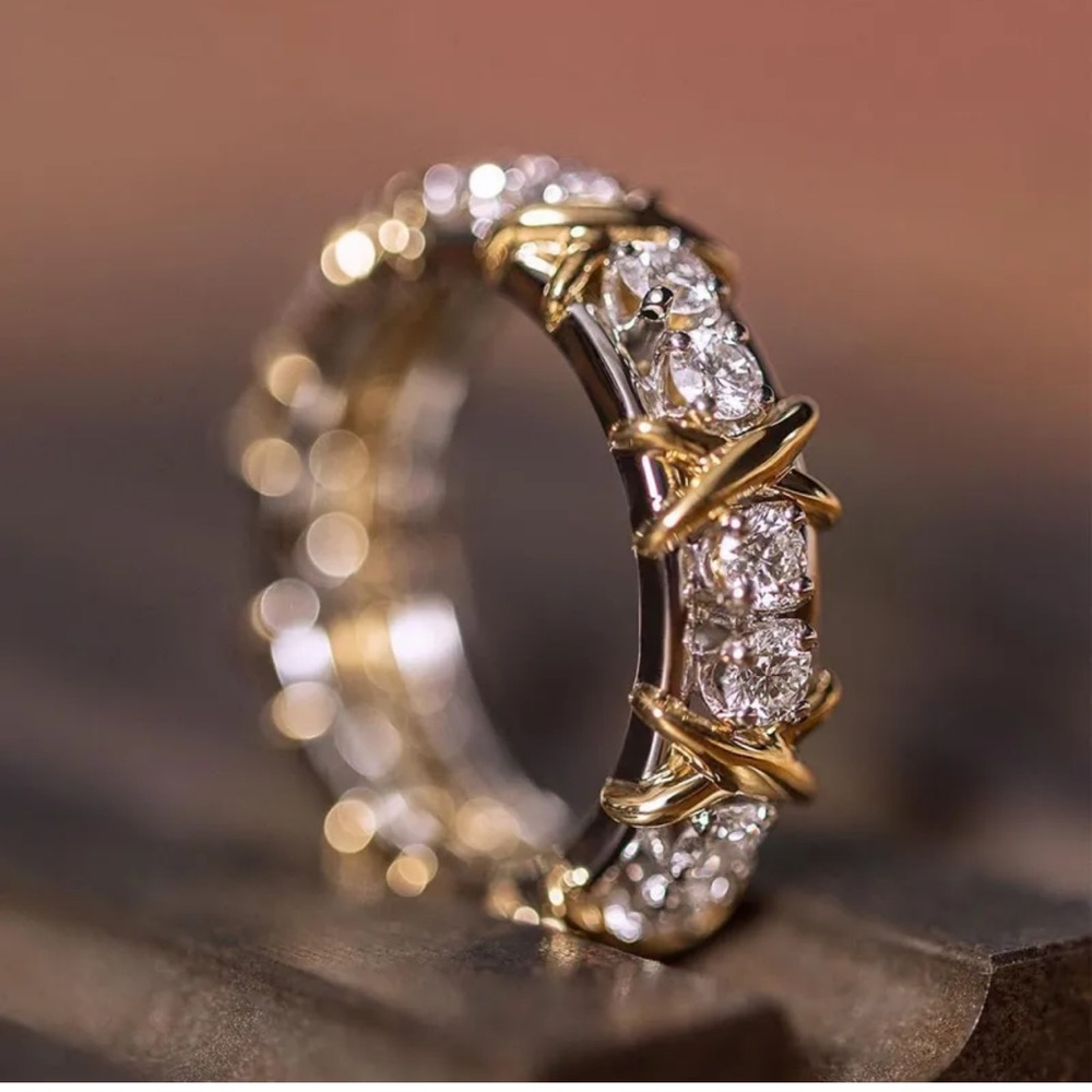 NWT Luxury 16-stone Ring white sapphire gold and platinum - Picture 2 of 10